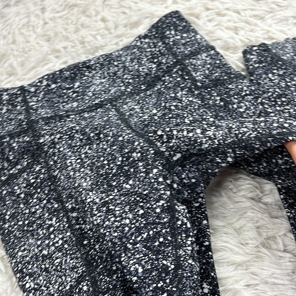 Lululemon Tight Stuff Tight II Splatter White Black / Black - Picture 2 of 7